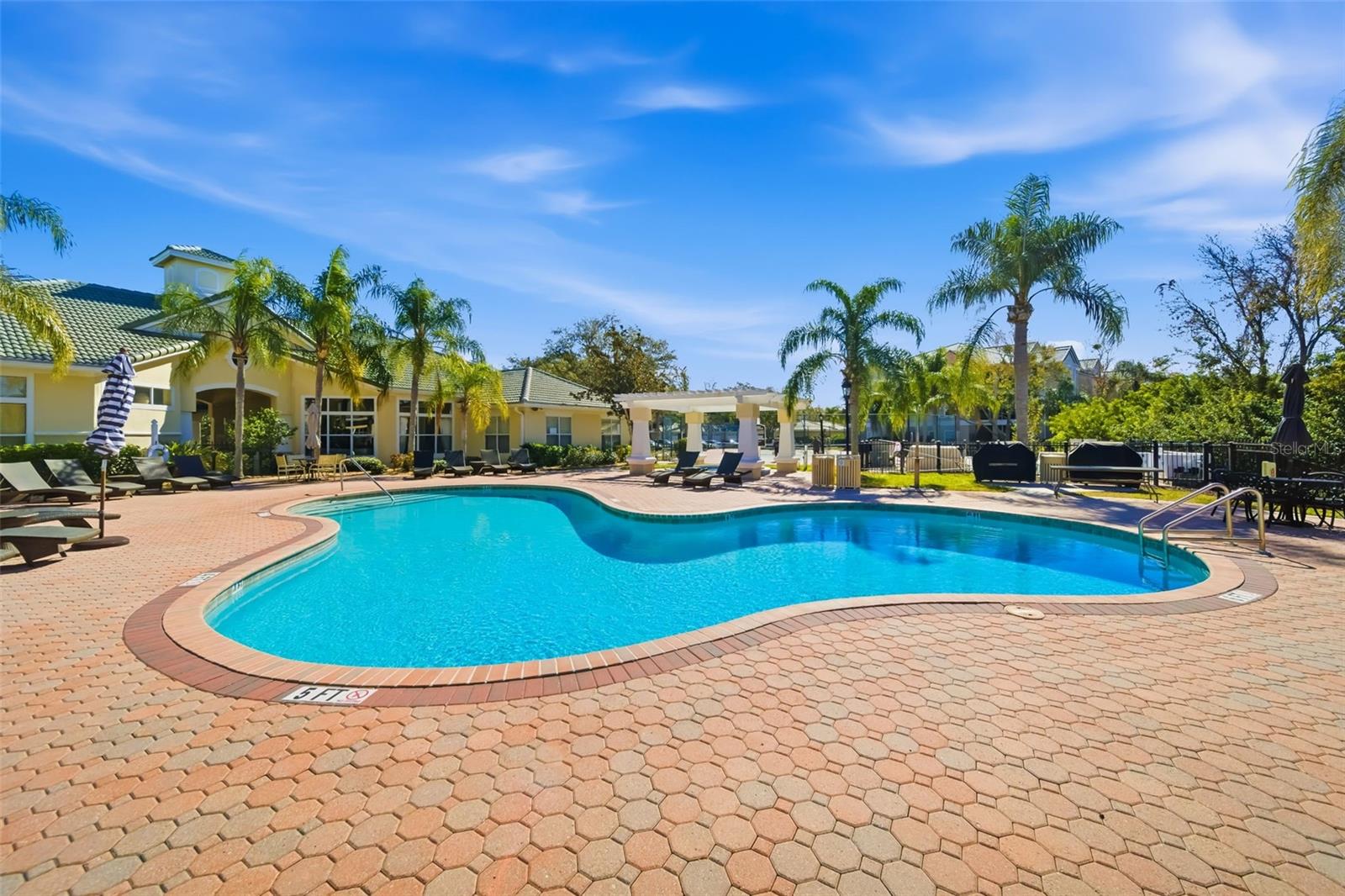 SERENADE ON PALMER RANCH - Residential