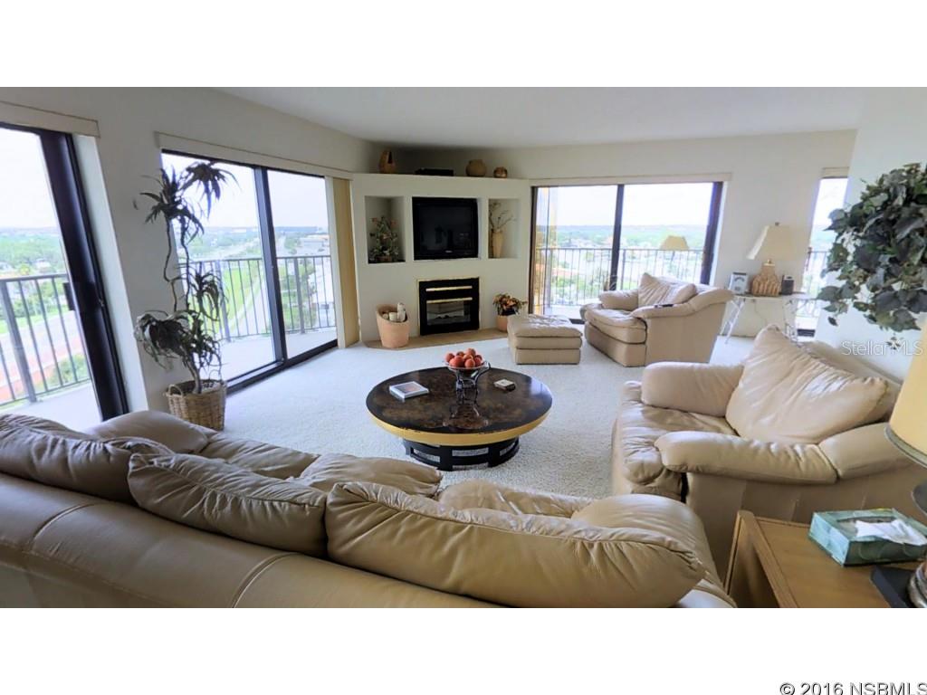 Diamond Head Point Condo - Residential