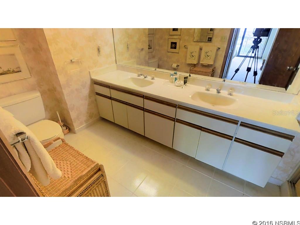 Diamond Head Point Condo - Residential