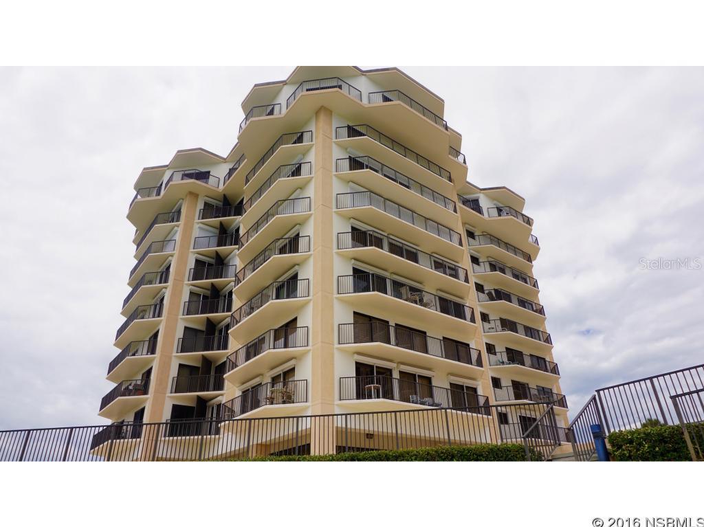 Diamond Head Point Condo - Residential