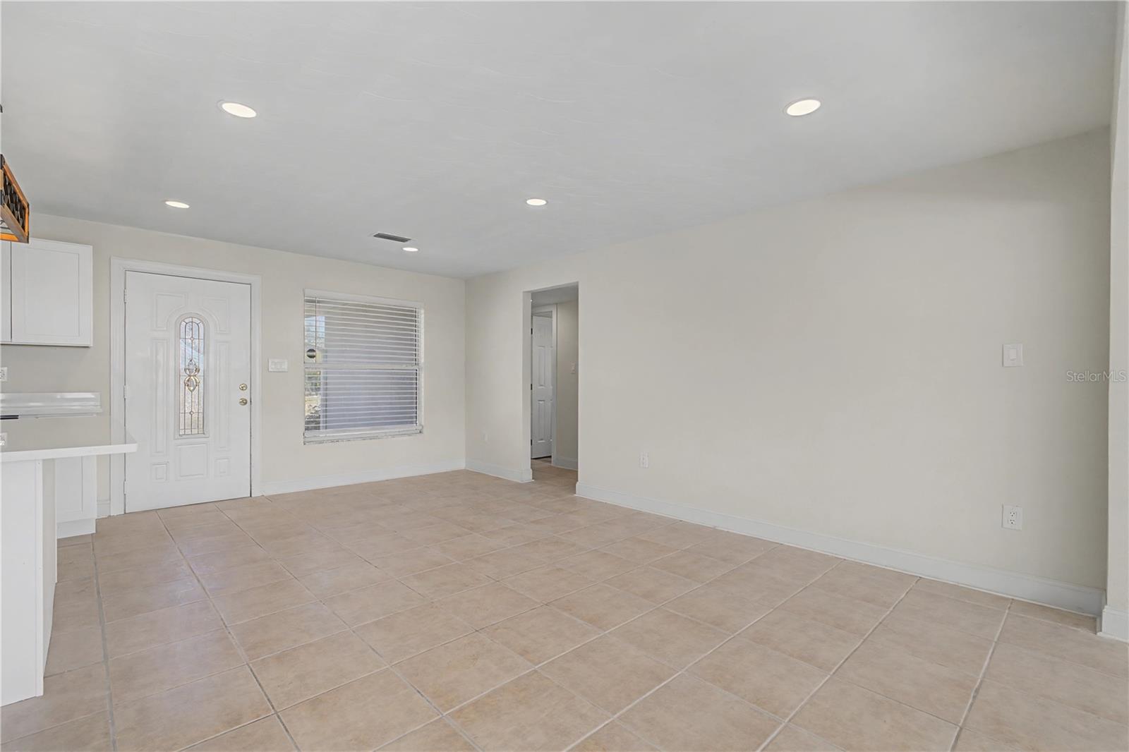 SUNCOAST 01 - Residential