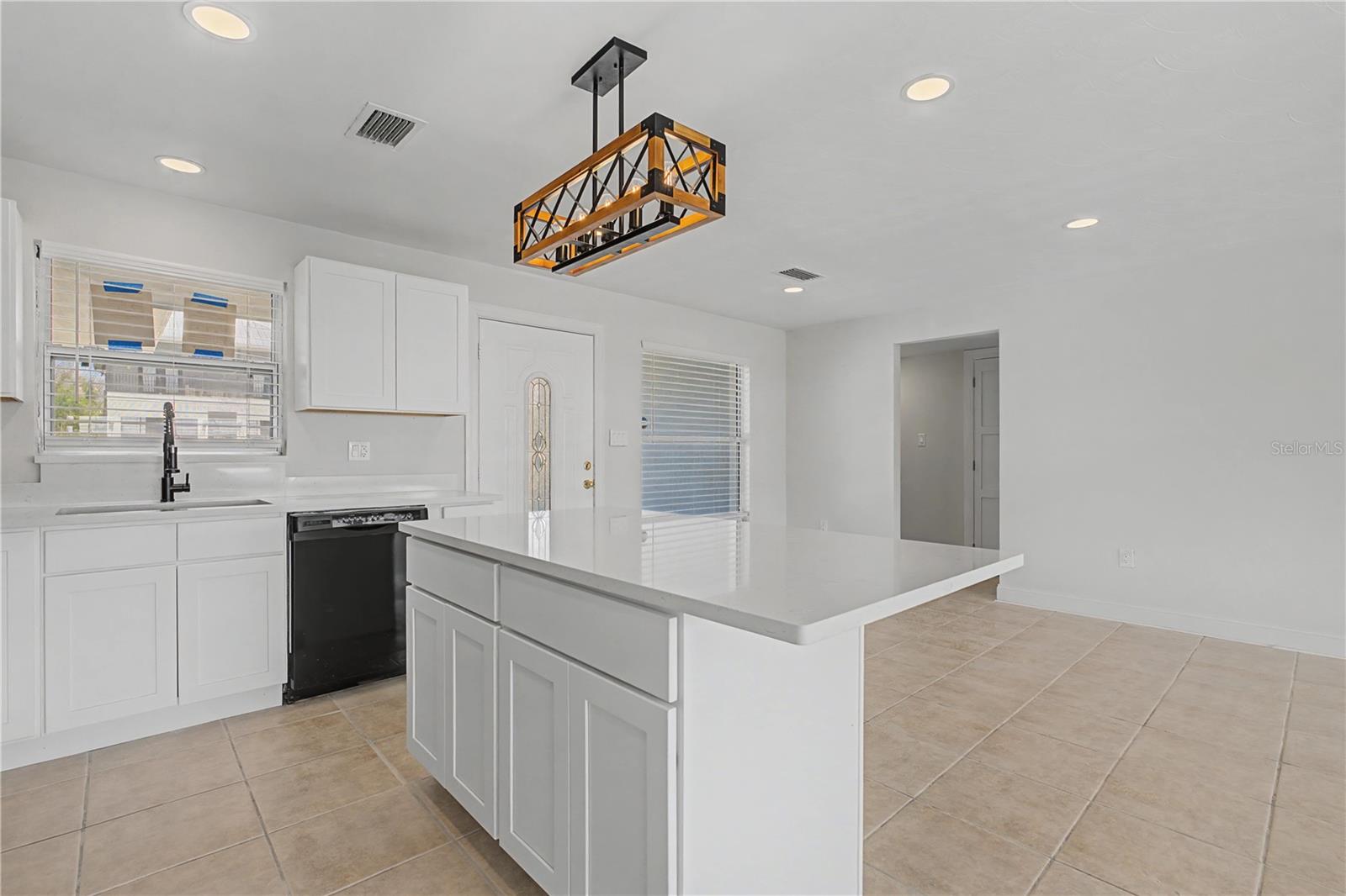 SUNCOAST 01 - Residential