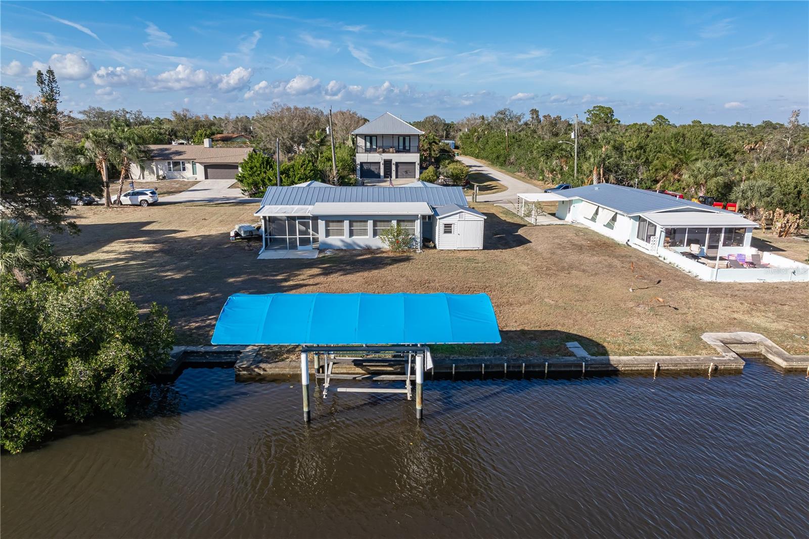 SUNCOAST 01 - Residential