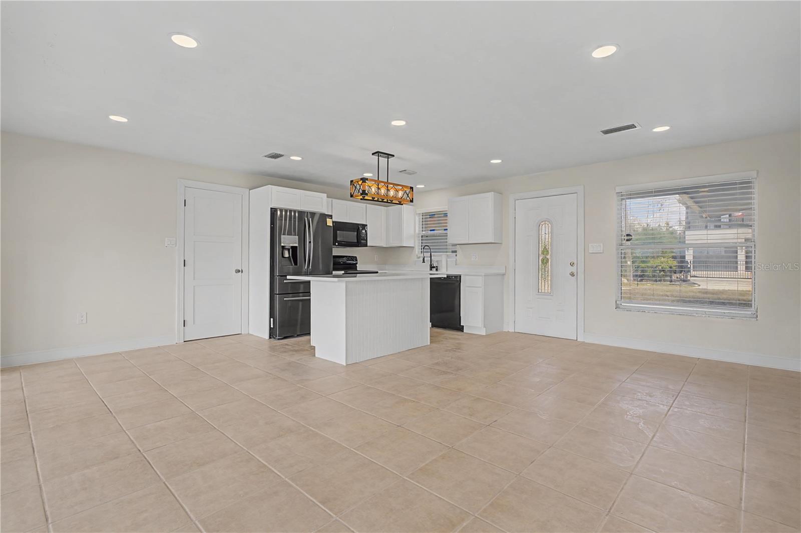 SUNCOAST 01 - Residential