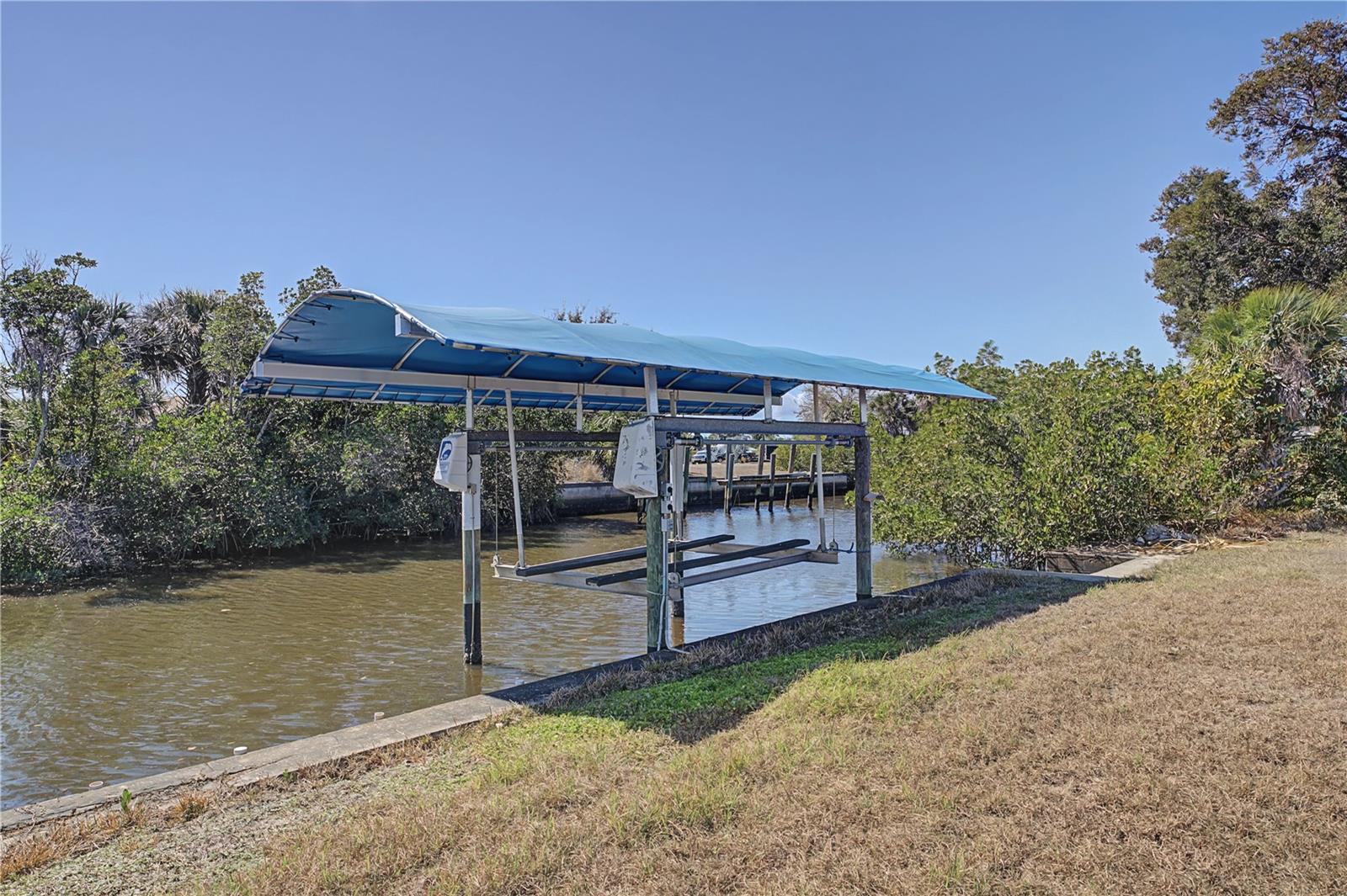 SUNCOAST 01 - Residential