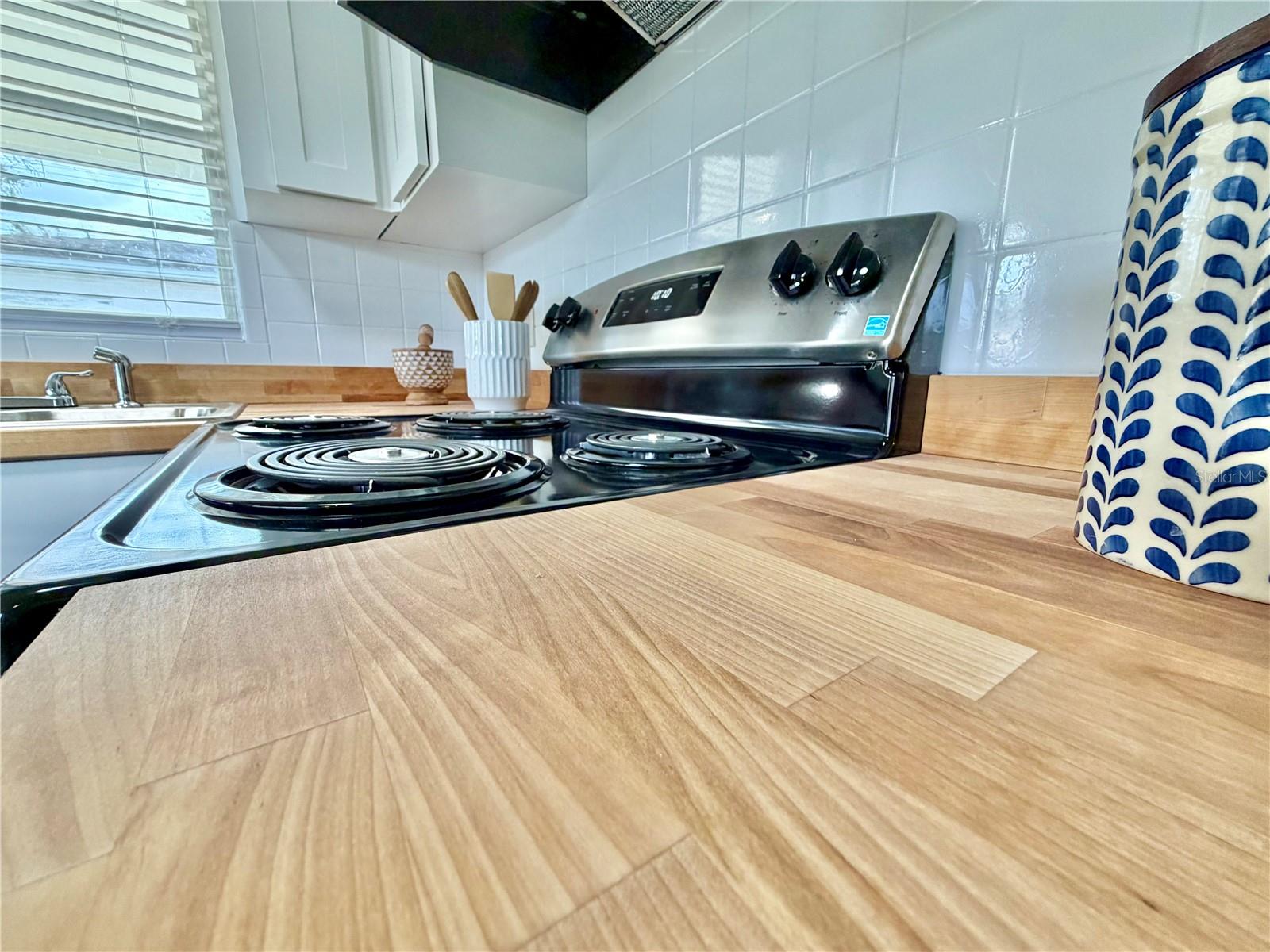 GLENNOAKS REV SUB - Residential