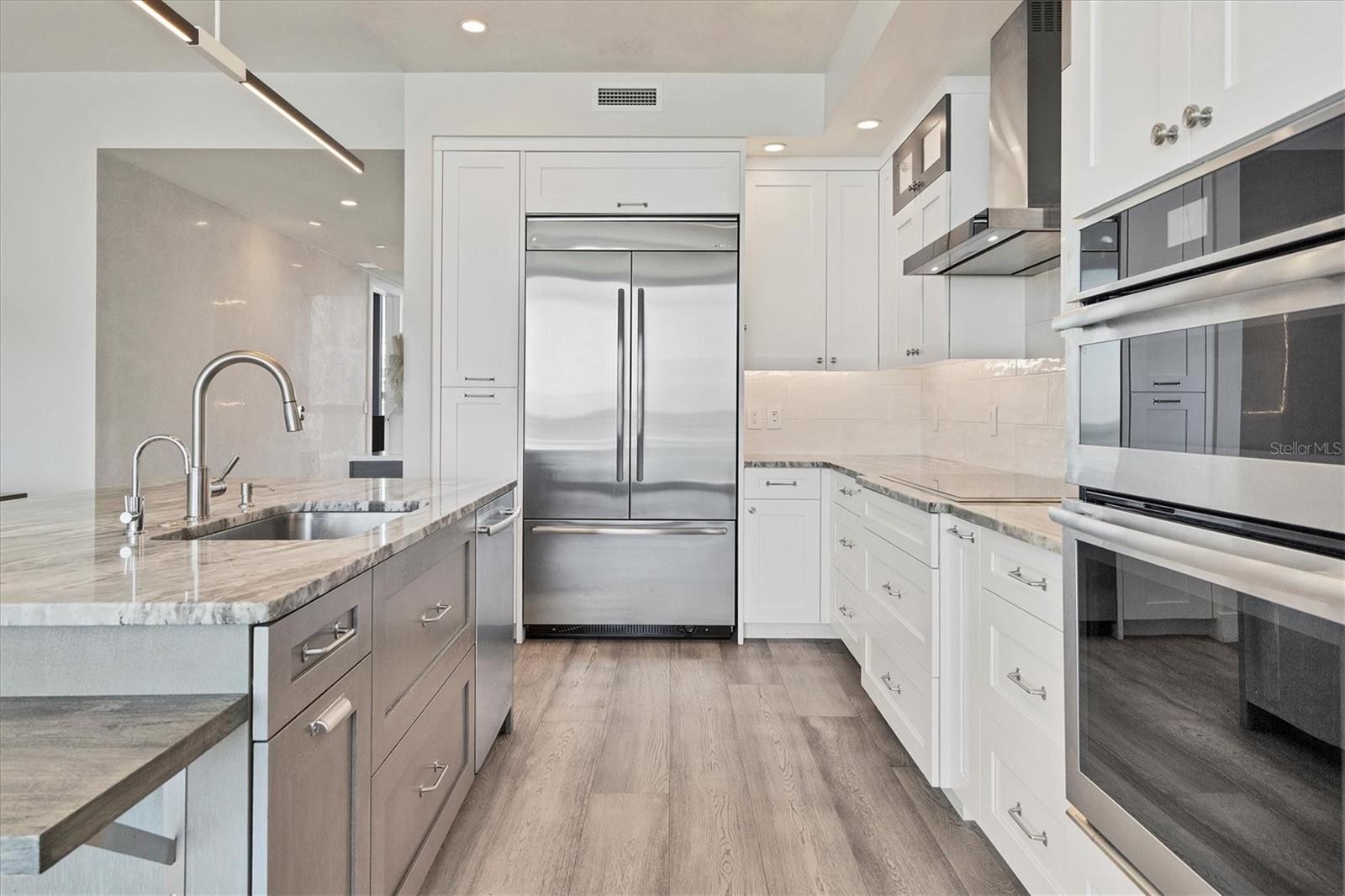 VUE SARASOTA BAY - Residential