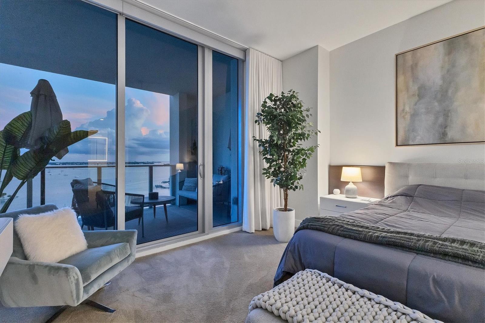 VUE SARASOTA BAY - Residential