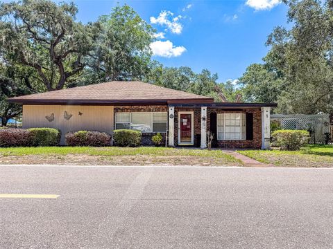 Photo of 1550 Lynchburg Road, Lake Alfred, FL 33850 (MLS # L4962613)