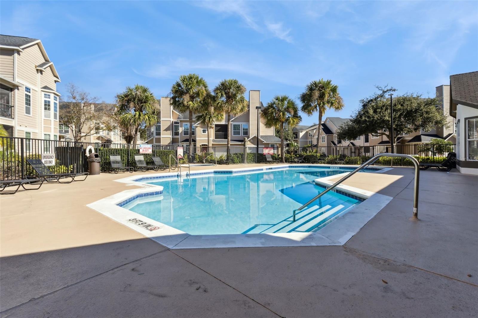 BORDEAUX BLDG 1 - Residential