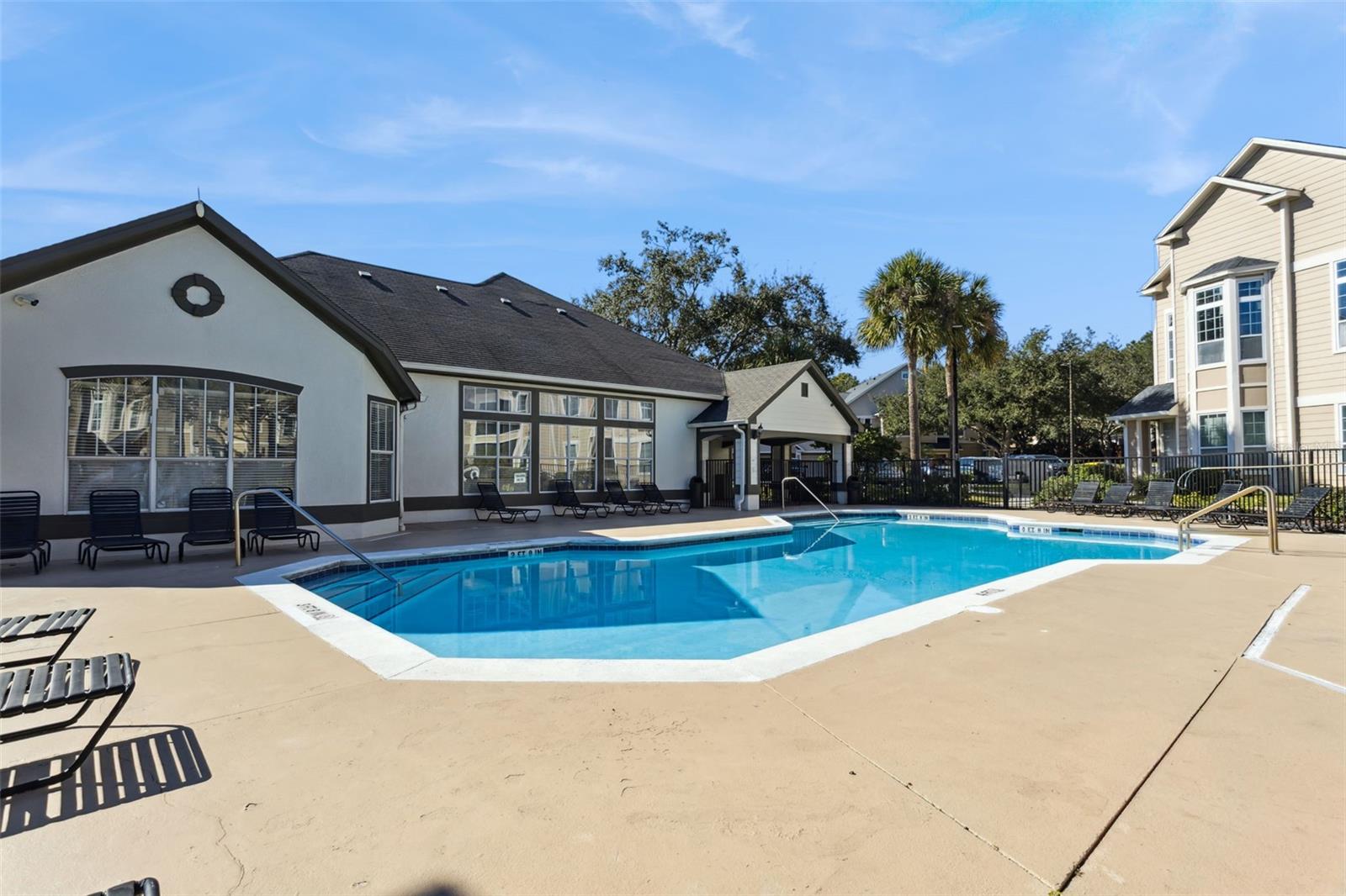 BORDEAUX BLDG 1 - Residential