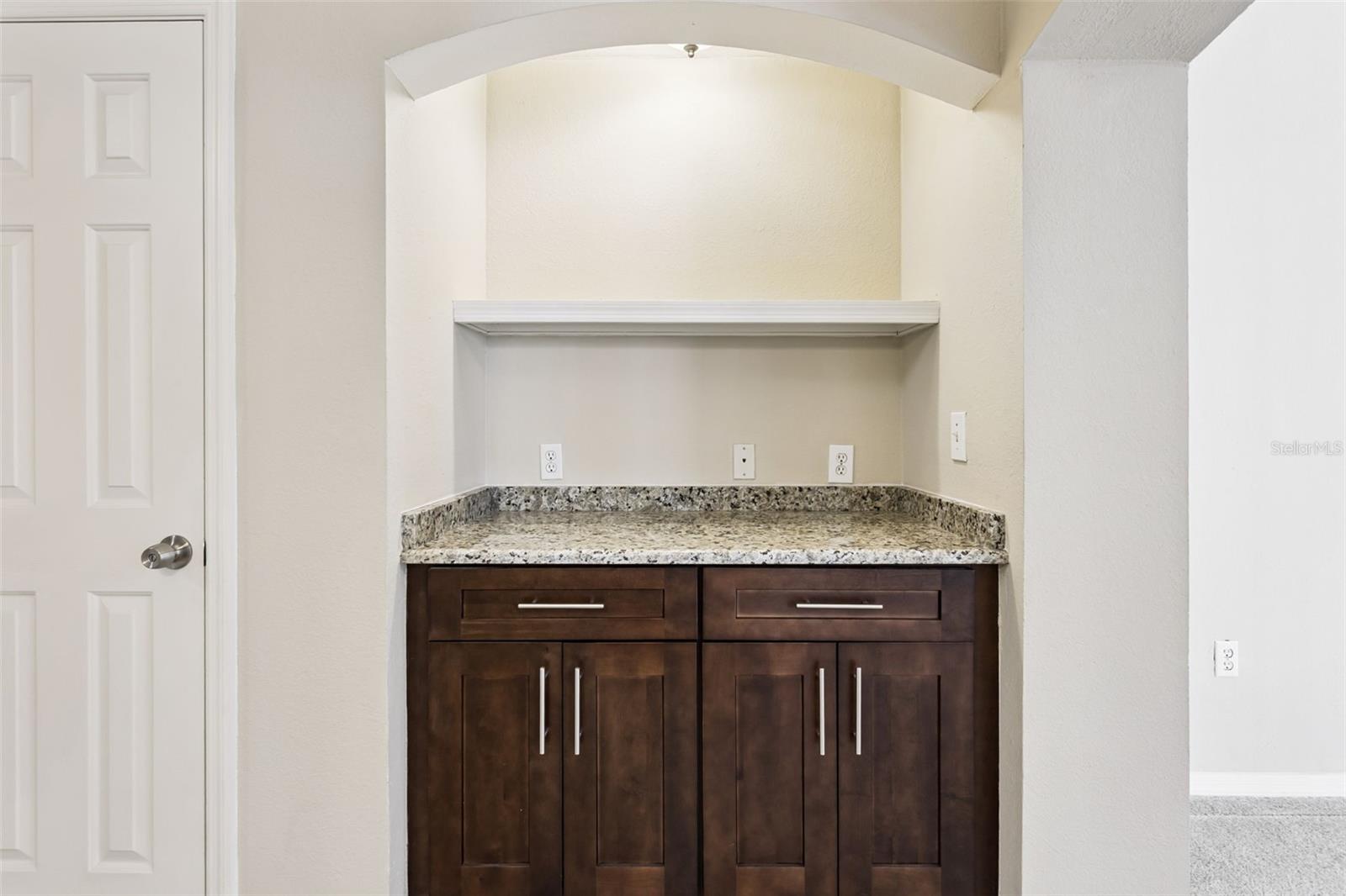 BORDEAUX BLDG 1 - Residential