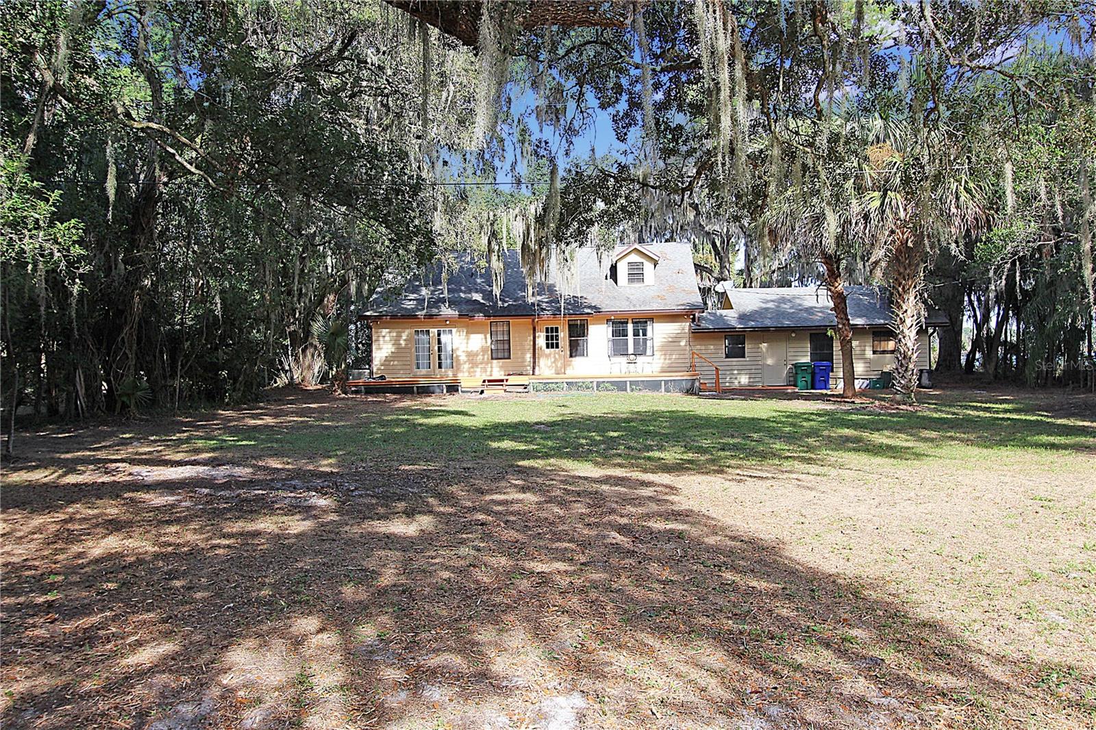 CRYSTAL LAKE WINTER HOMES - Residential Lease