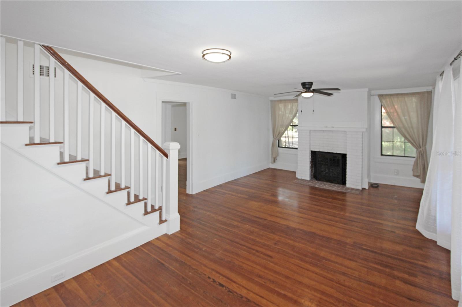 CRYSTAL LAKE WINTER HOMES - Residential Lease