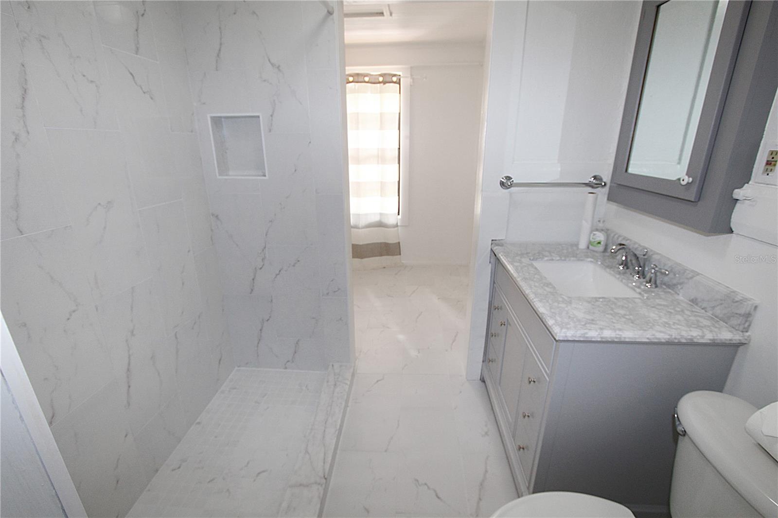 CRYSTAL LAKE WINTER HOMES - Residential Lease