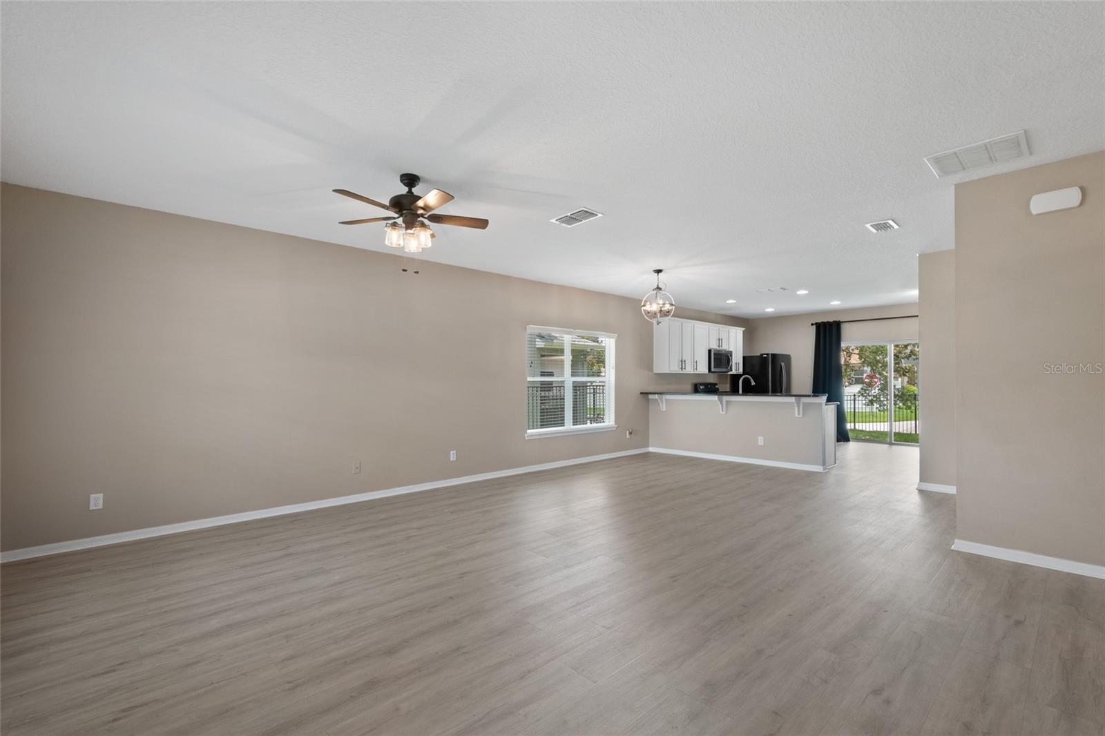 1030 BENDING OAK TRAIL