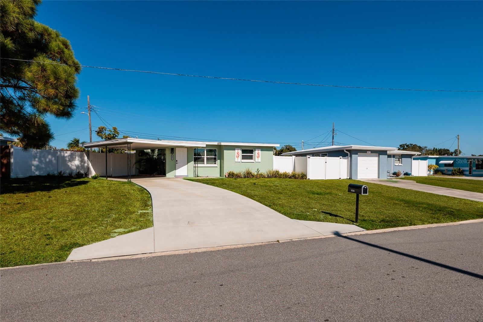 ORANGE LAKE VILLAGE - Residential