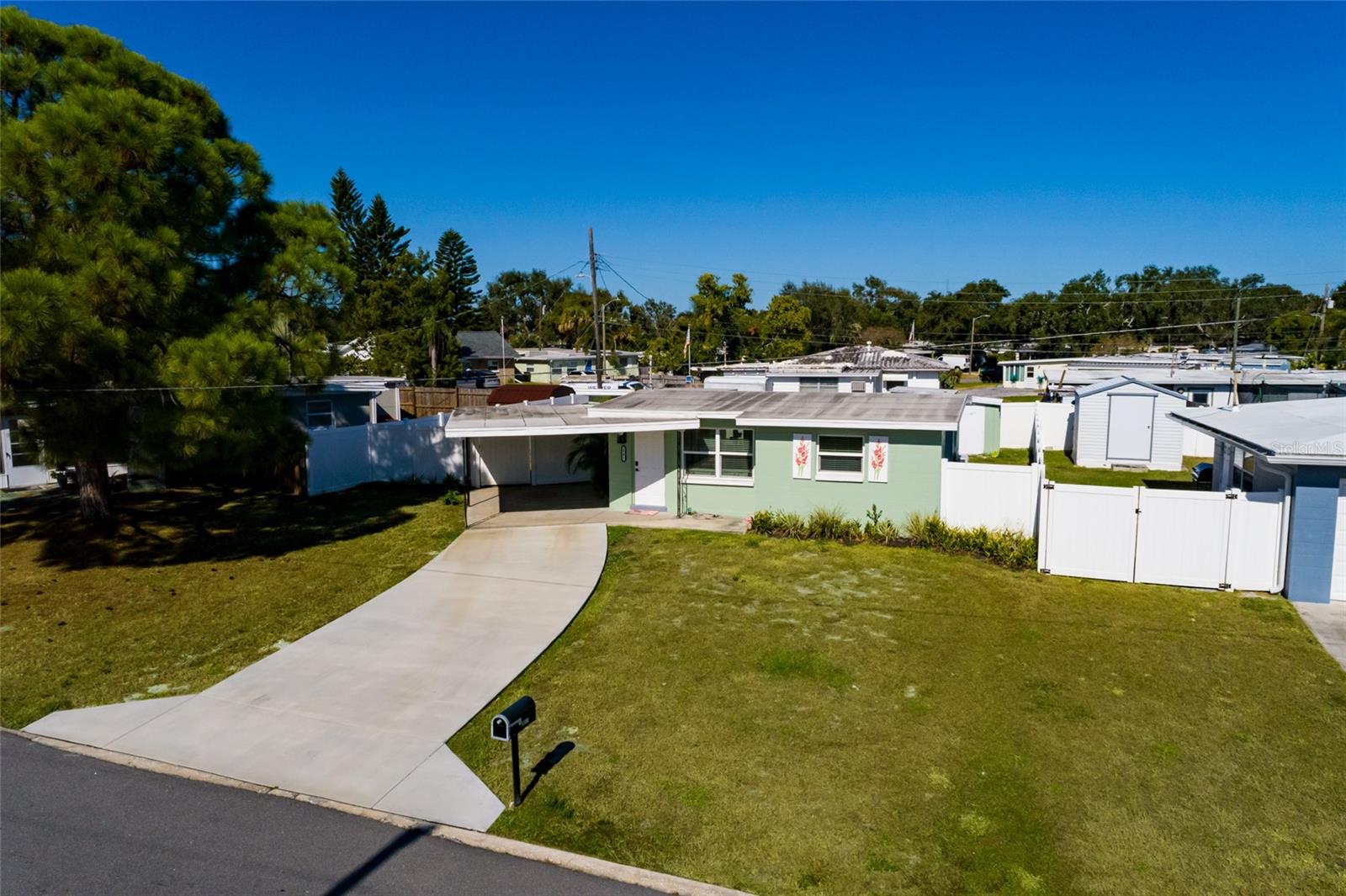 ORANGE LAKE VILLAGE - Residential