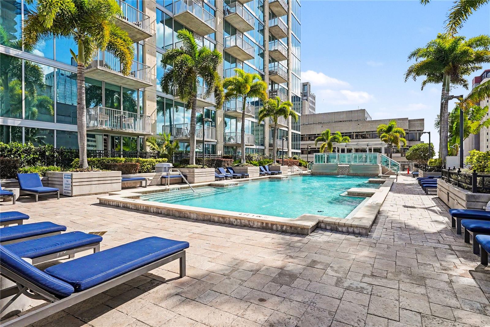 SKYPOINT A CONDO - Residential