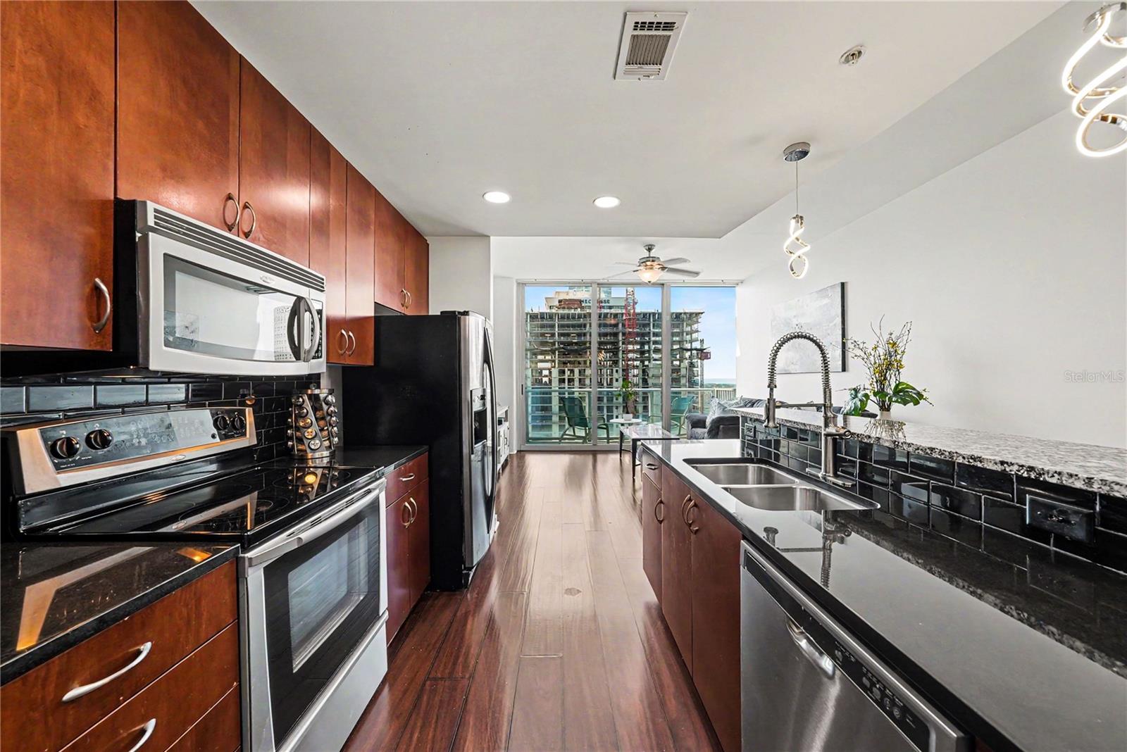 SKYPOINT A CONDO - Residential