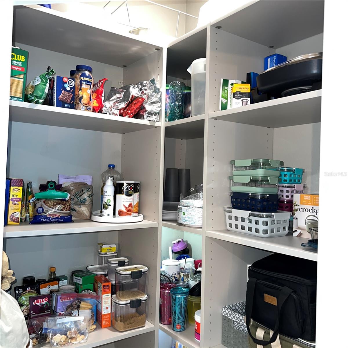 DORA LANDINGS - Residential