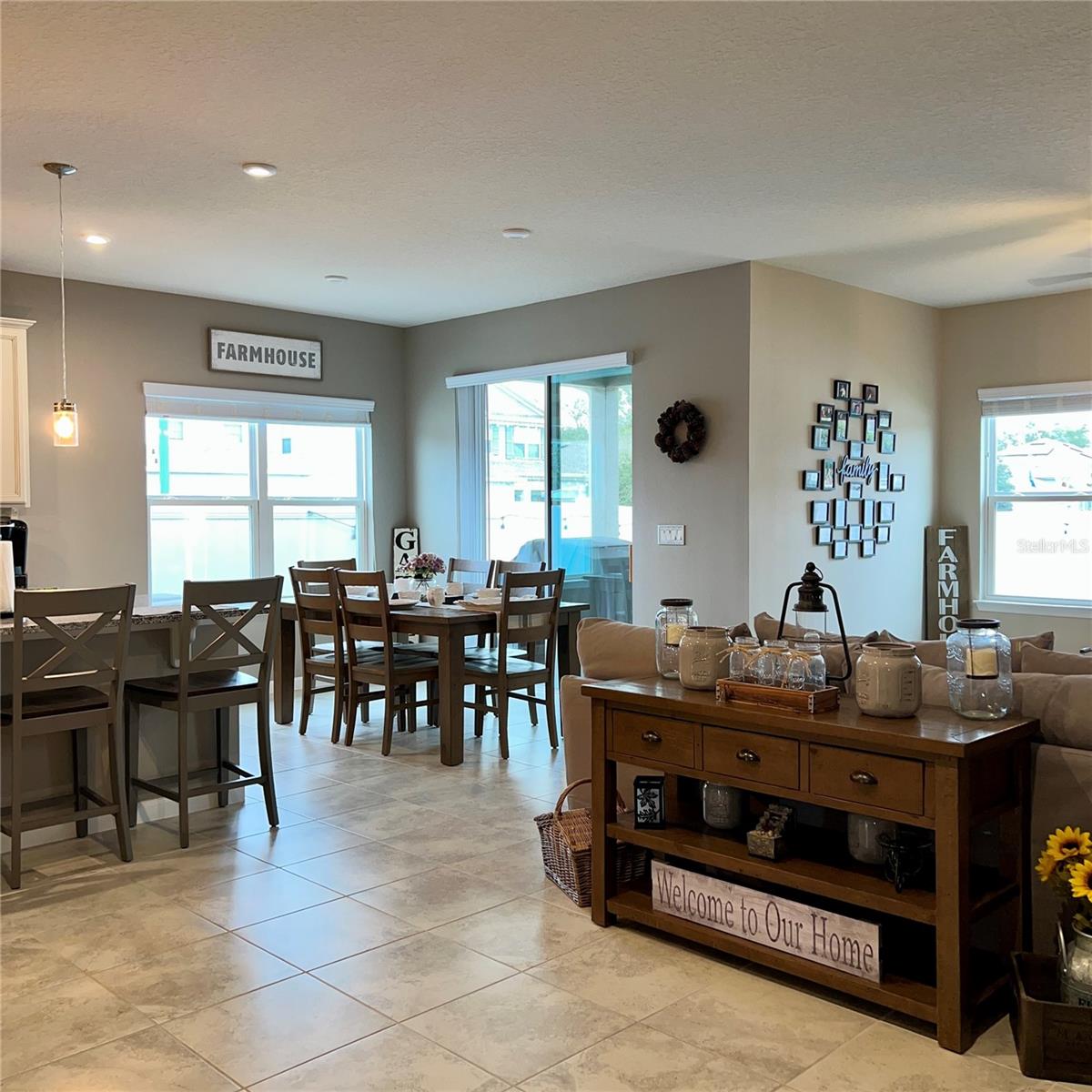 DORA LANDINGS - Residential