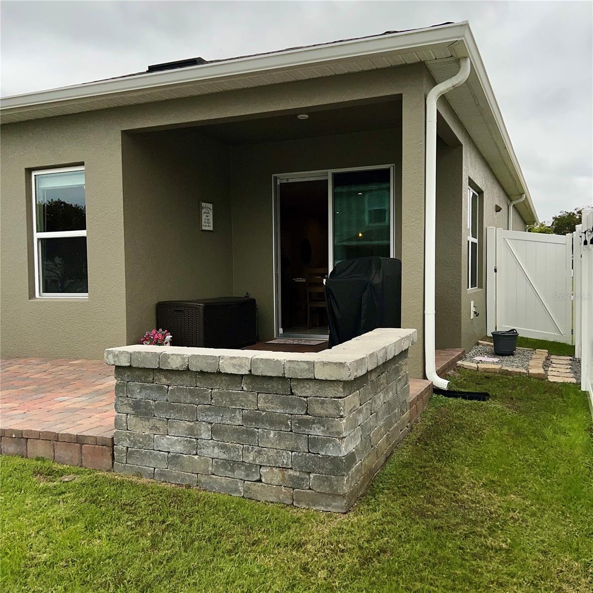 DORA LANDINGS - Residential