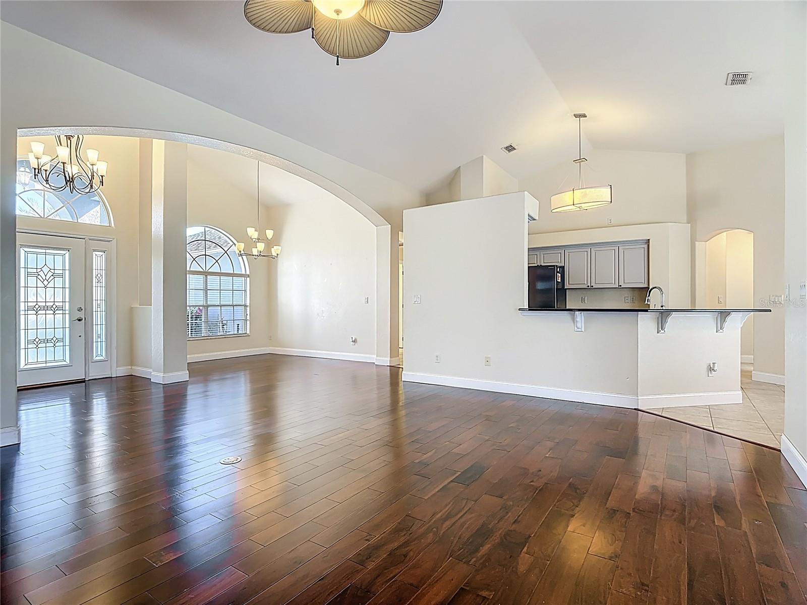 SAWGRASS UNIT 4 - Residential