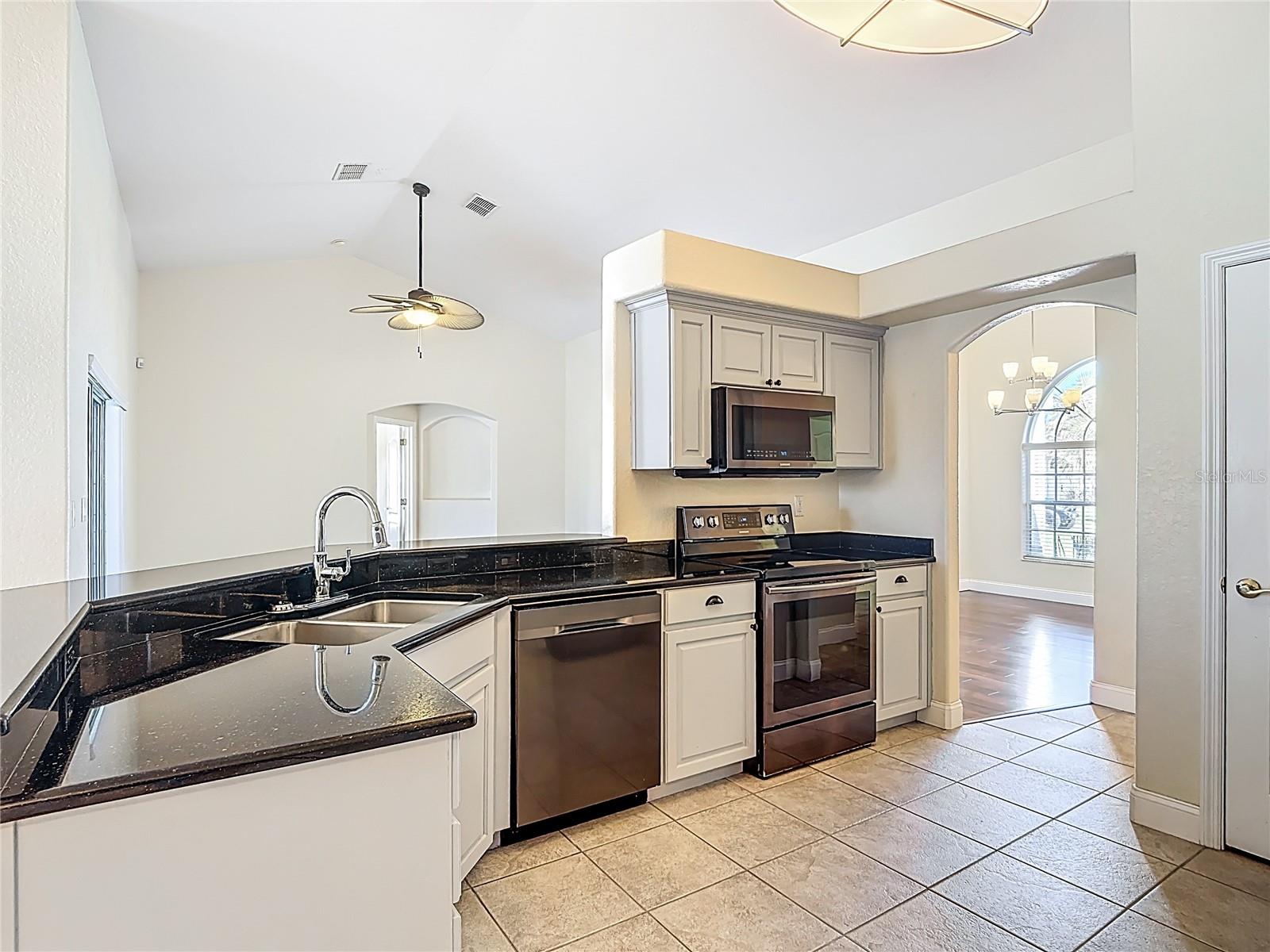 SAWGRASS UNIT 4 - Residential