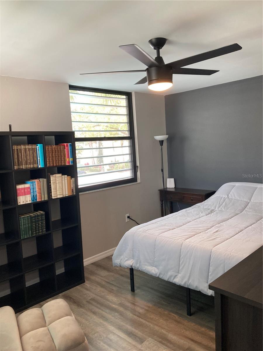 SPRING LAKES III - Residential