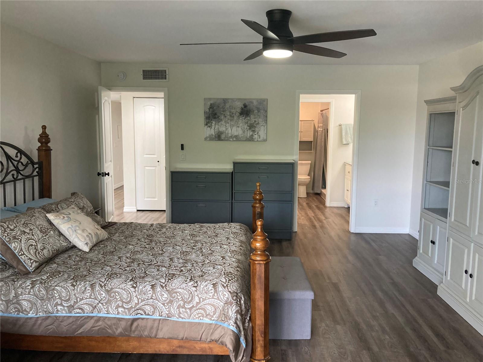 SPRING LAKES III - Residential