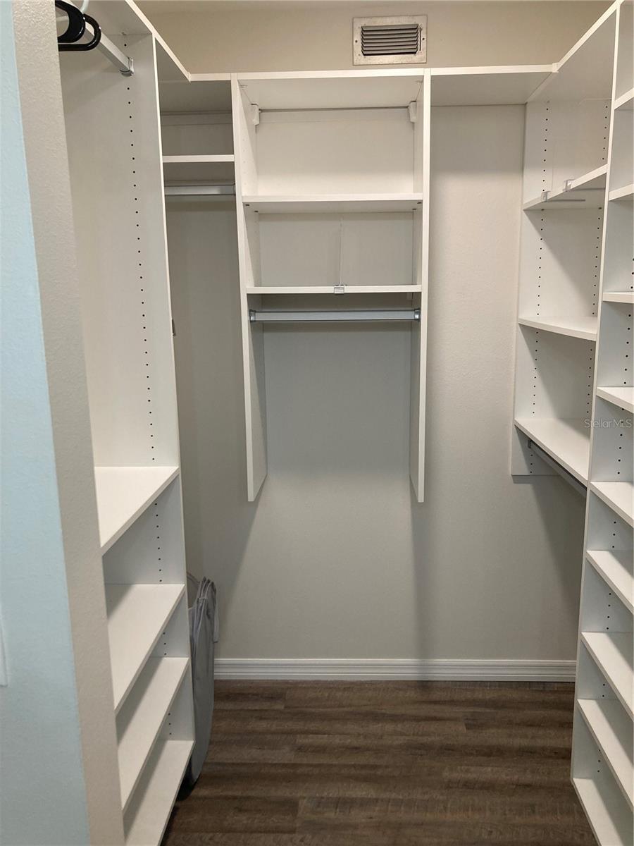 SPRING LAKES III - Residential