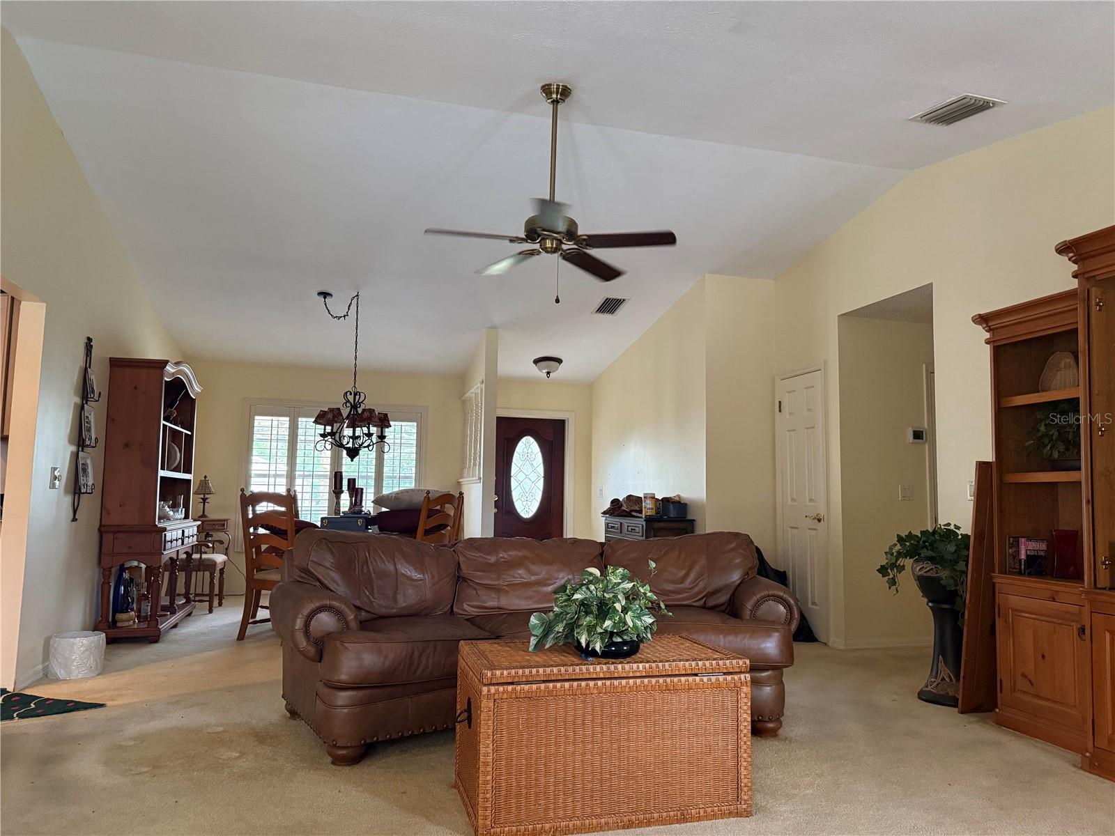 6262 SILVER GLEN COURT