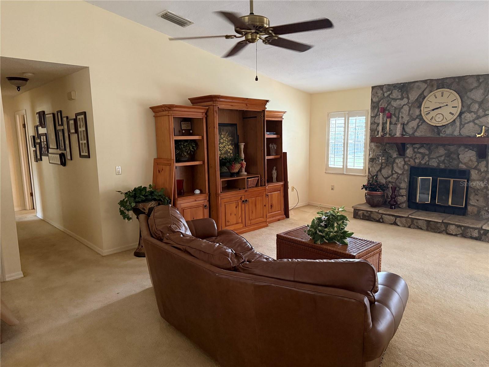 6262 SILVER GLEN COURT