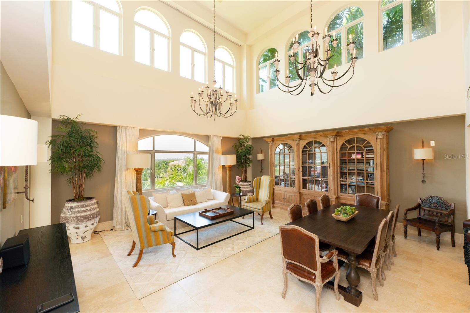 2407 PLANTATION RESIDENCES