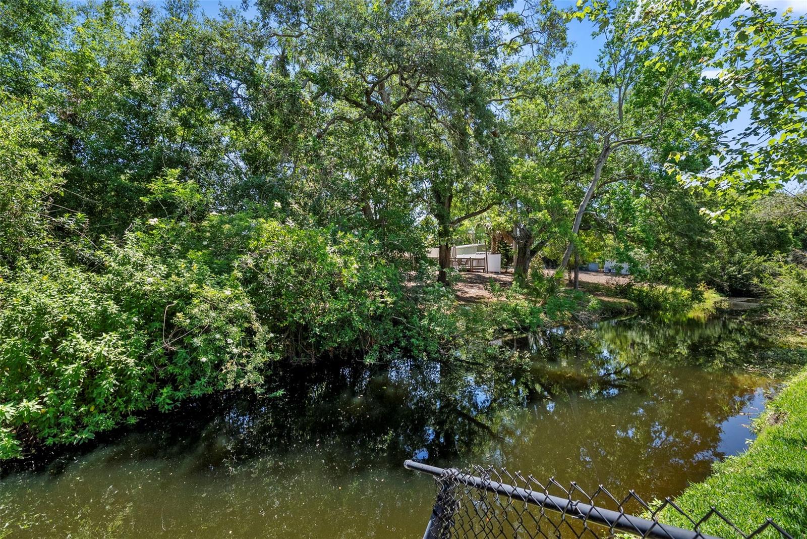 IMPERIAL PARK - Residential