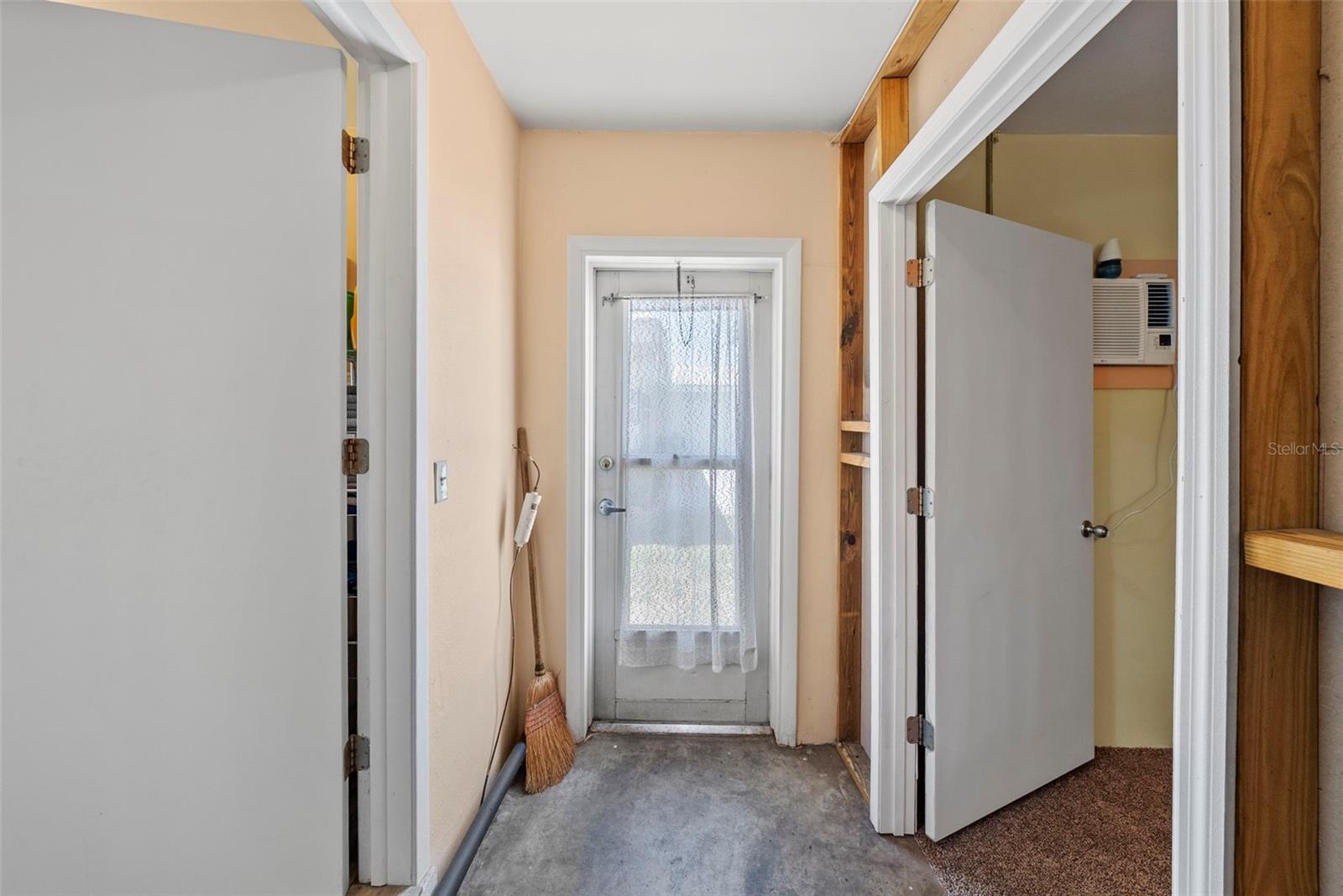 IMPERIAL PARK - Residential