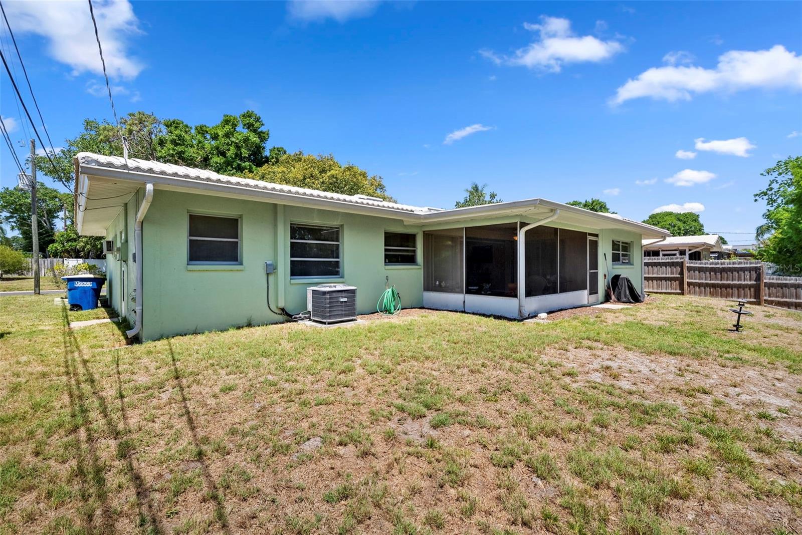 IMPERIAL PARK - Residential