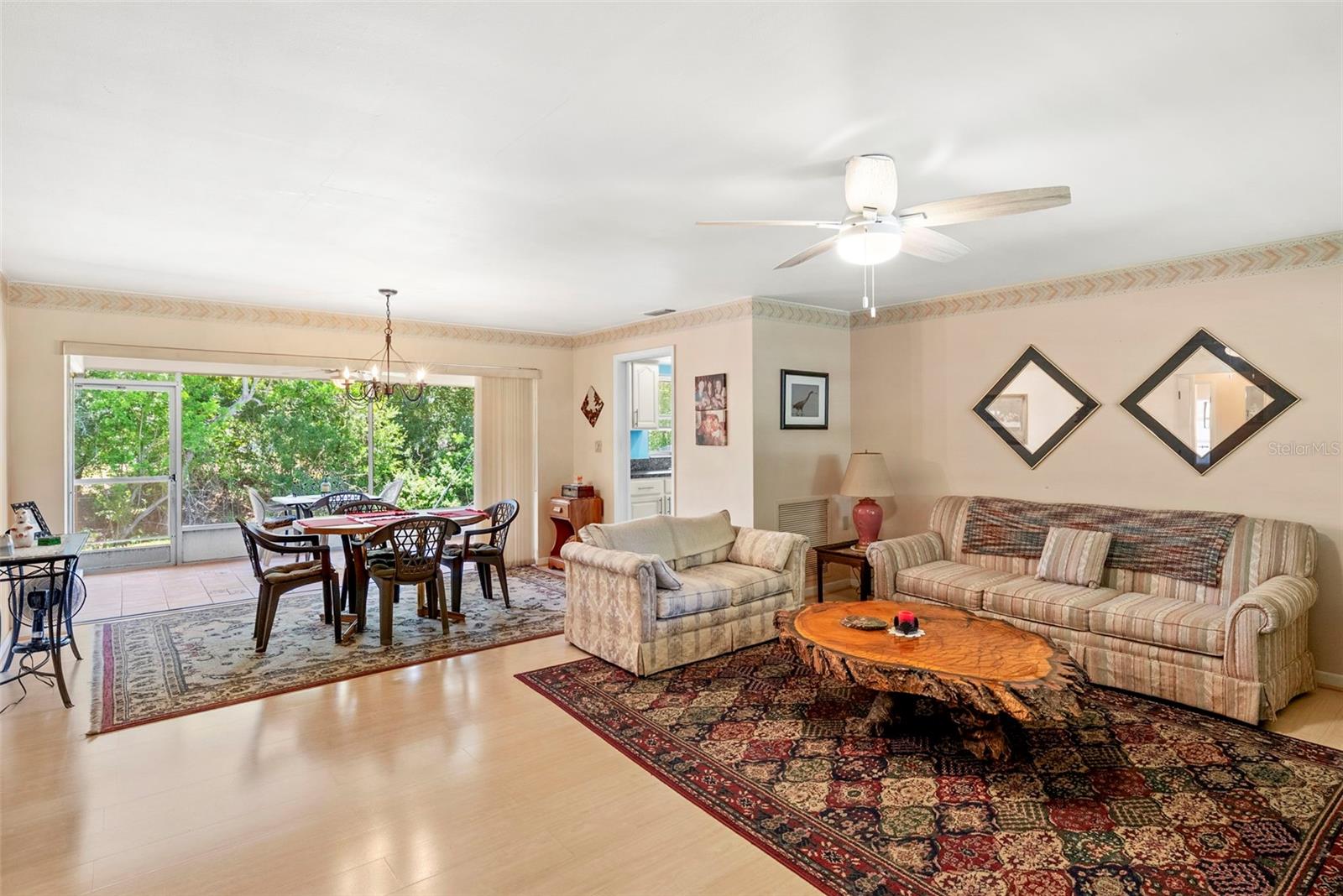 IMPERIAL PARK - Residential