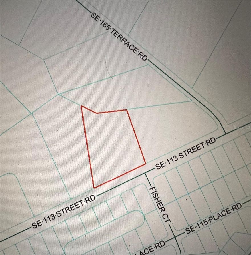 2.86 Acres of Agricultural Paradise in Ocklawaha, Florida. Build your dream home or farm on this stunning 2.86-acre property, zoned agriculture and perfect for animals. Located just minutes from Lake Weir and shopping areas, this land offers the ultimate blend of peace, privacy, and convenience. Agricultural zoning allows for farm animals and a rural lifestyle. The property is within close proximity to Lake Weir and Ocala amenities and surrounded by new homes and developments, ideal for those seeking a country feel with modern conveniences. Perfect for building a custom home or farm. Don't miss out on this rare opportunity to own a slice of Ocklawaha's countryside. A Must See!!