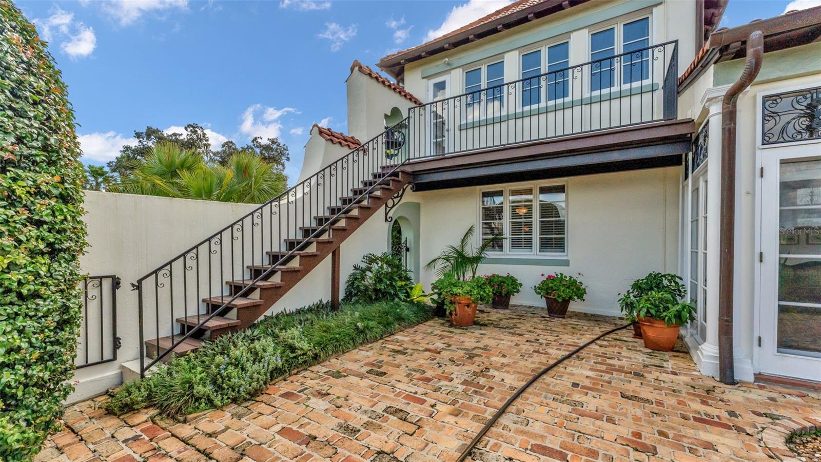 MOUNTAIN LAKE UNREC - Residential