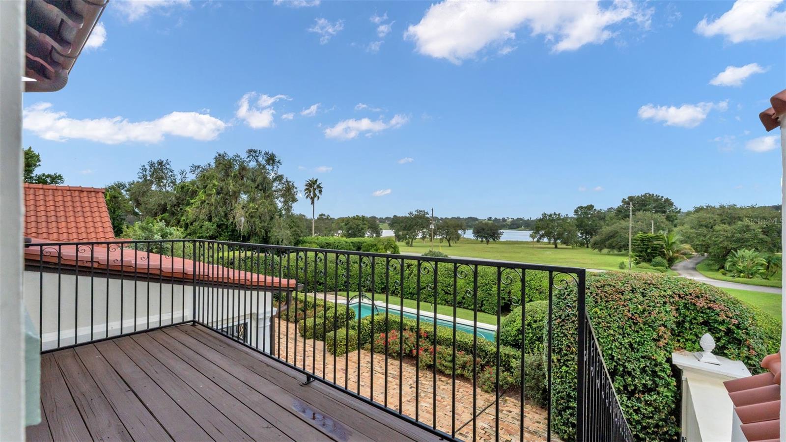 MOUNTAIN LAKE UNREC - Residential