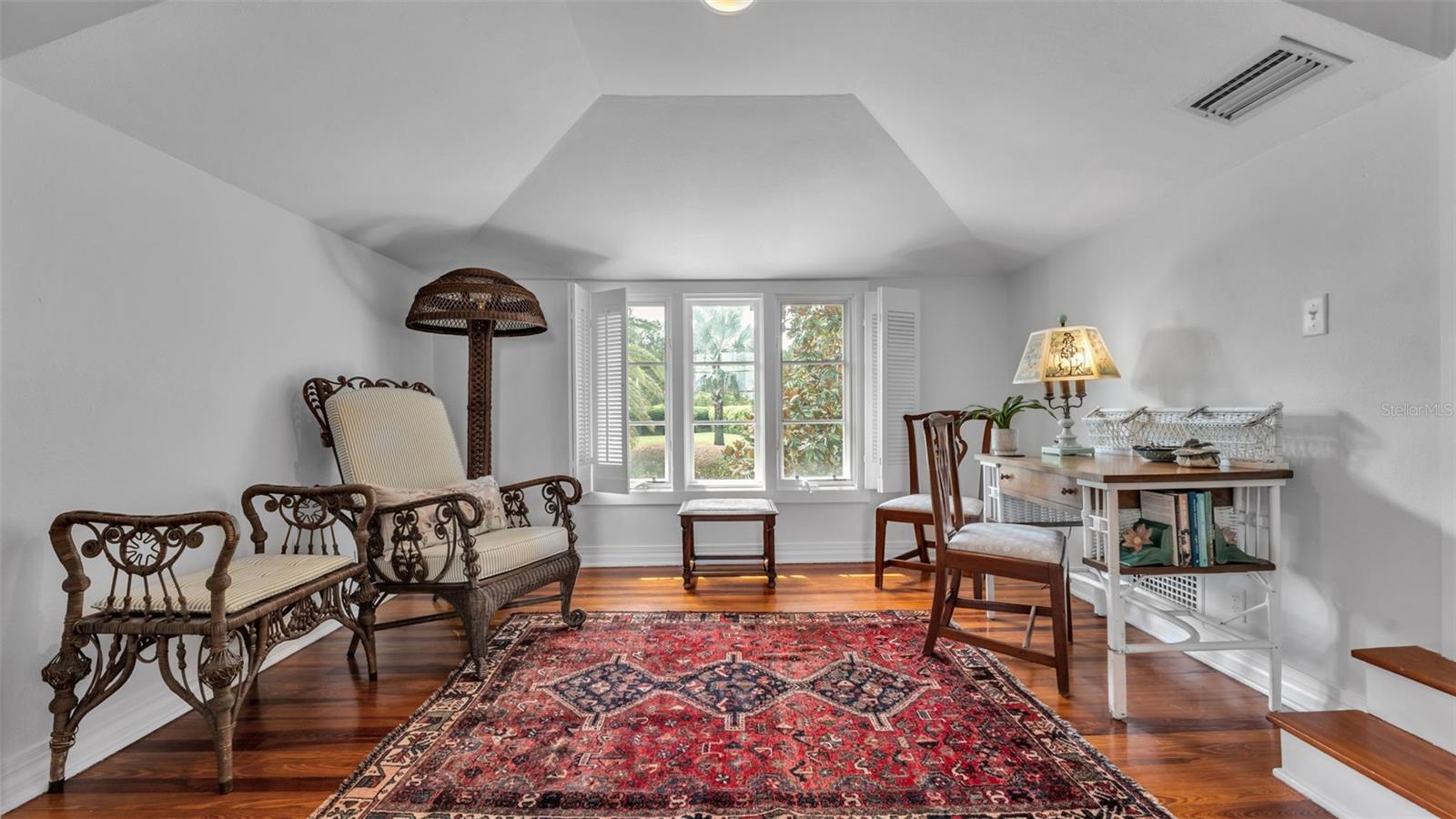 MOUNTAIN LAKE UNREC - Residential