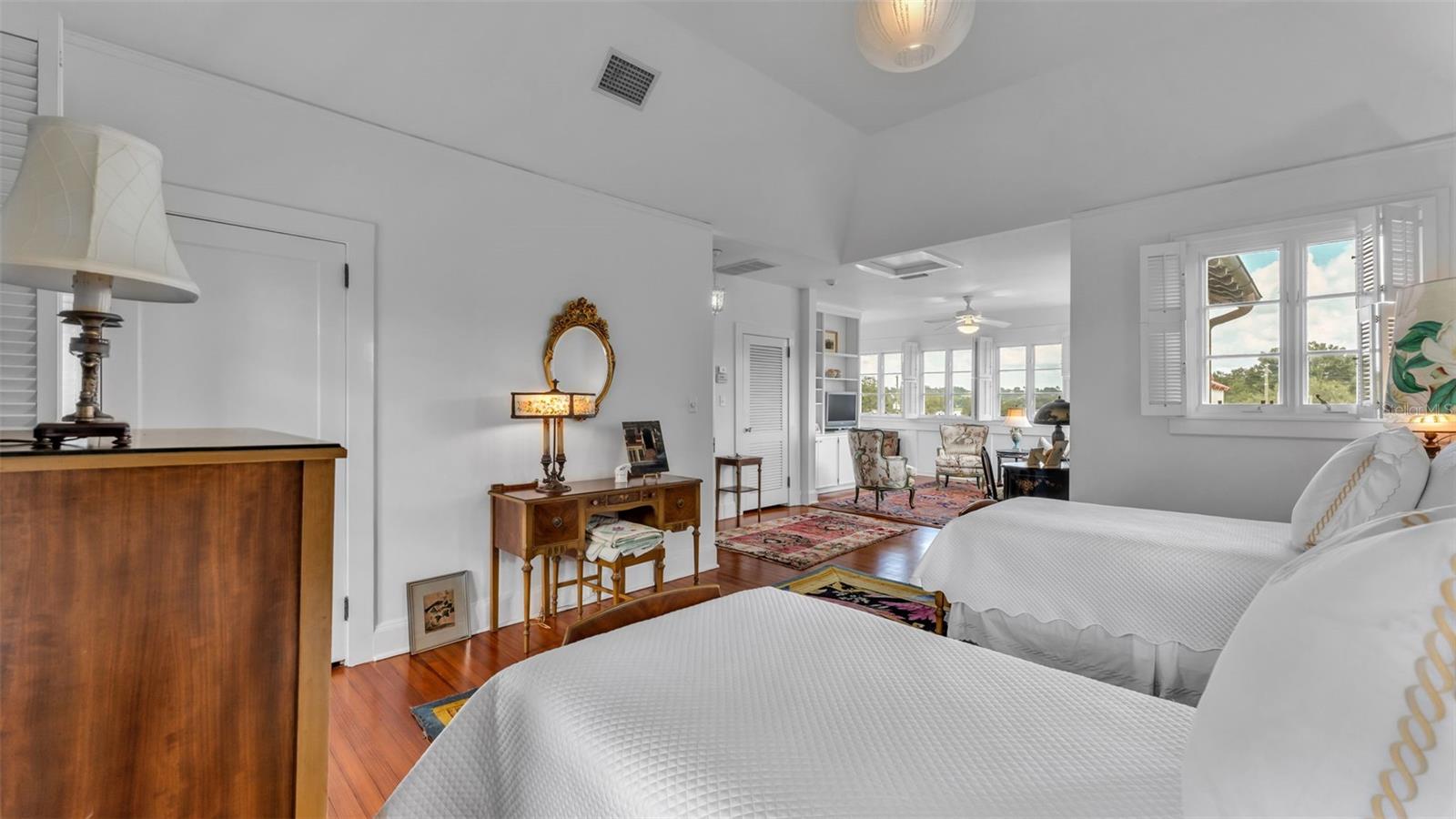 MOUNTAIN LAKE UNREC - Residential