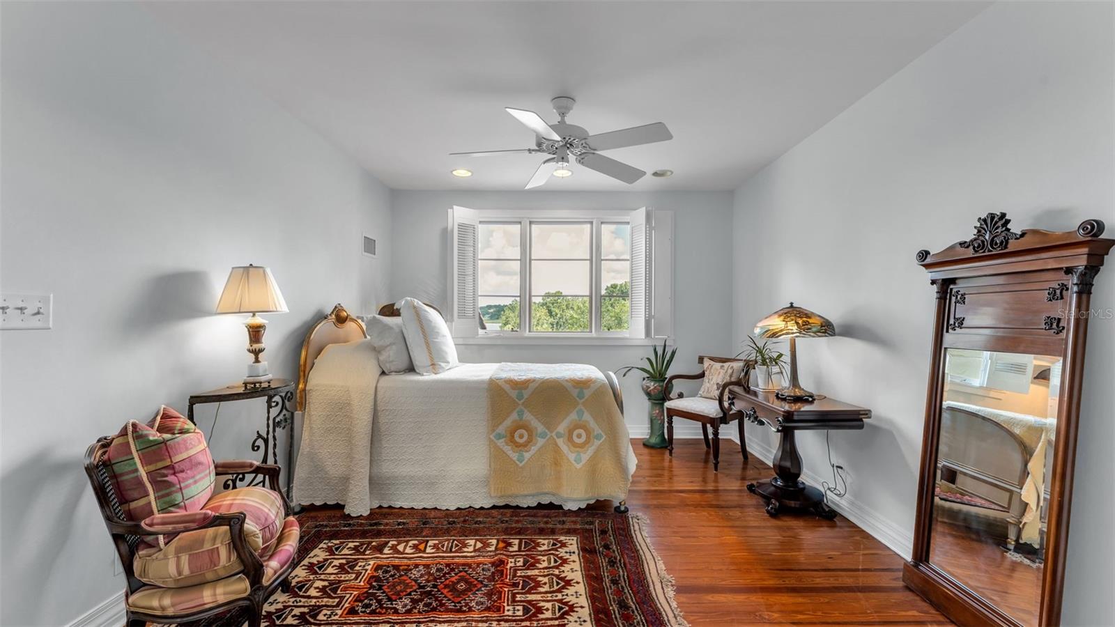 MOUNTAIN LAKE UNREC - Residential