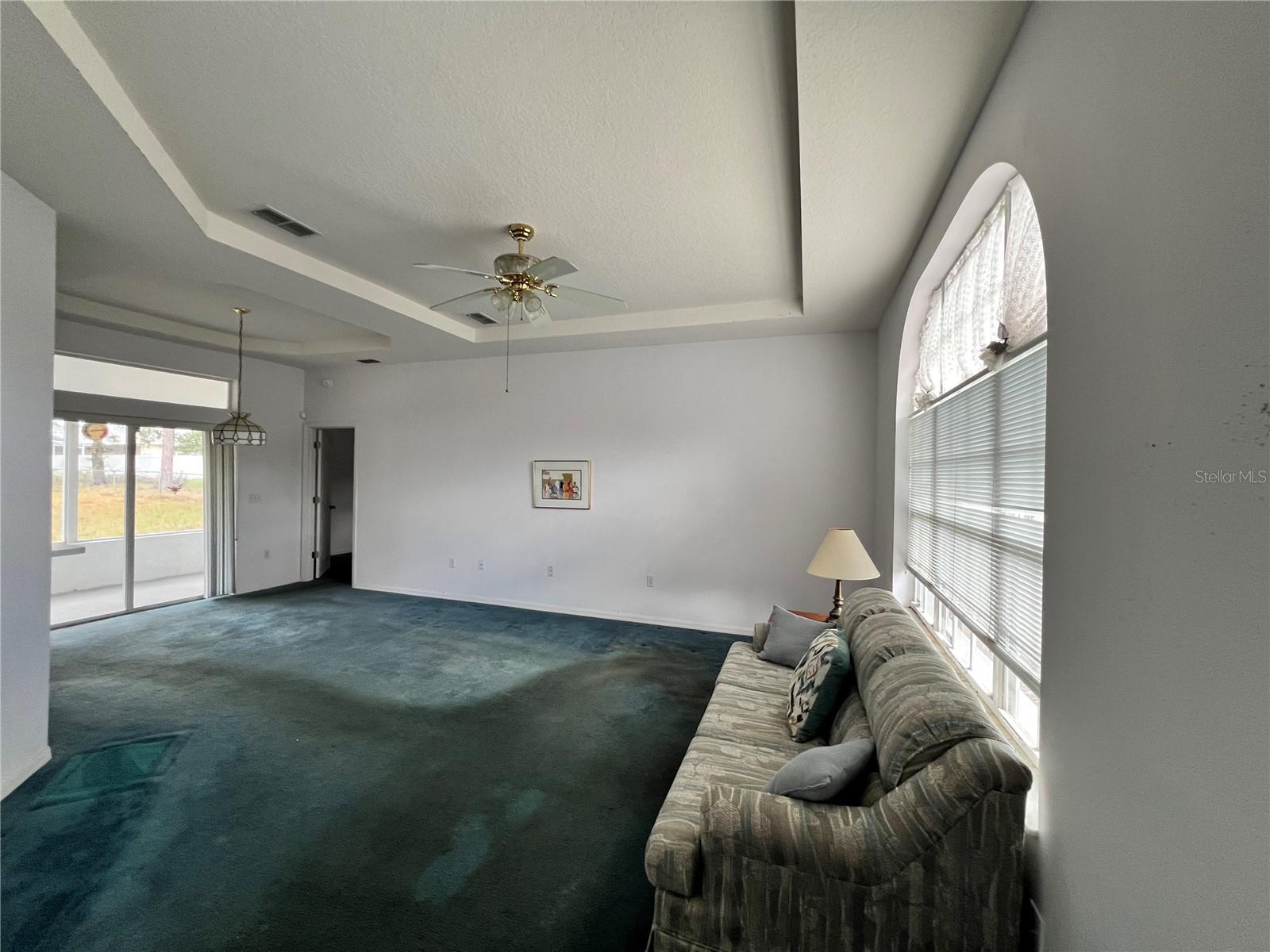 ROYAL HIGHLANDS - Residential