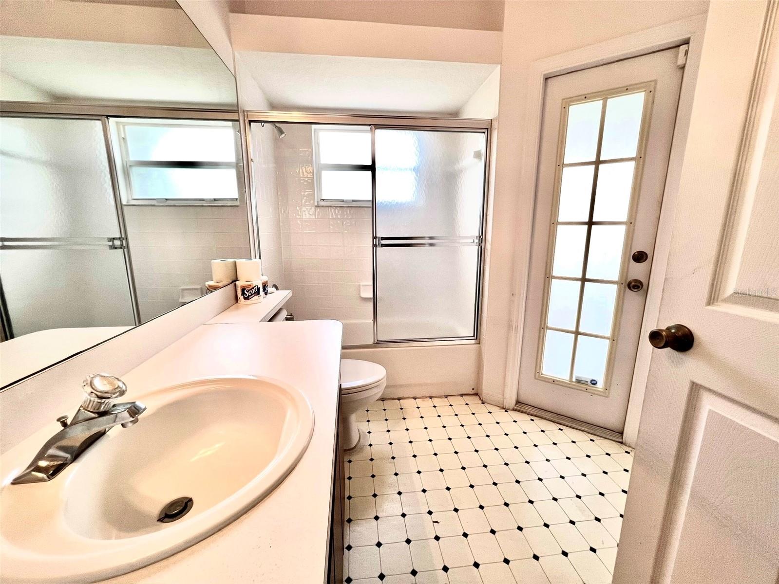 ROYAL HIGHLANDS - Residential