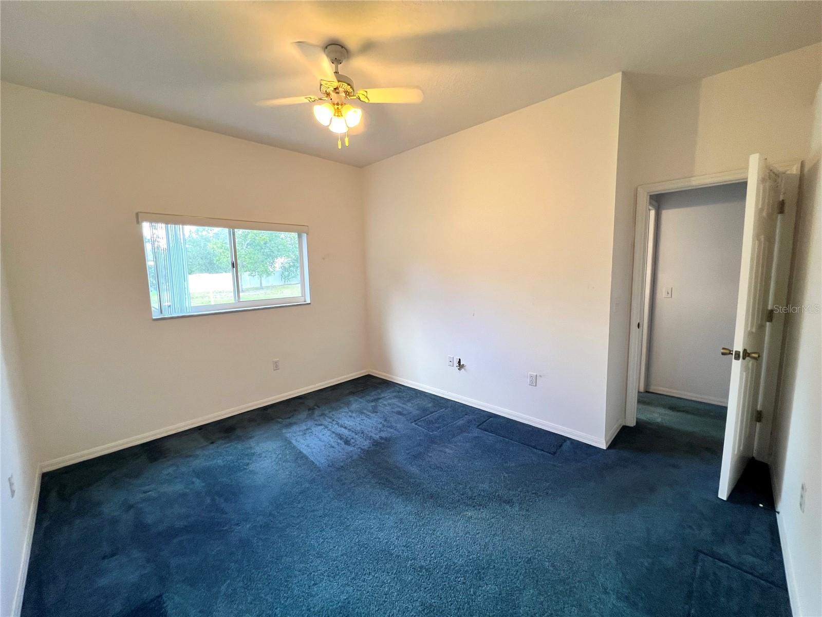 ROYAL HIGHLANDS - Residential