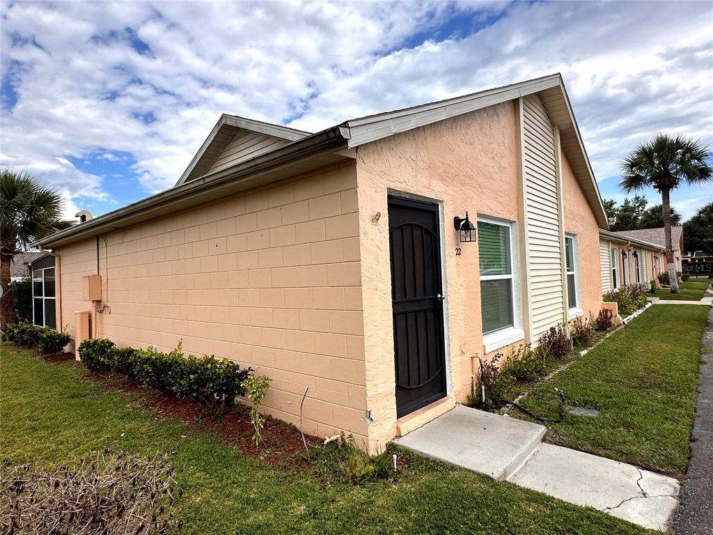 Photo of 22 W Country Cove Way, Kissimmee, FL 34743 (MLS # S5150279)