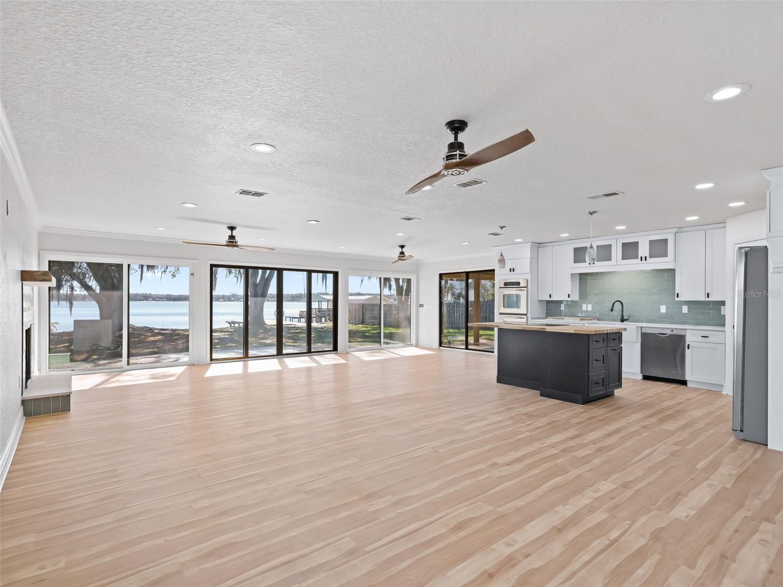 JOHNSON WALLACE E JR - Residential